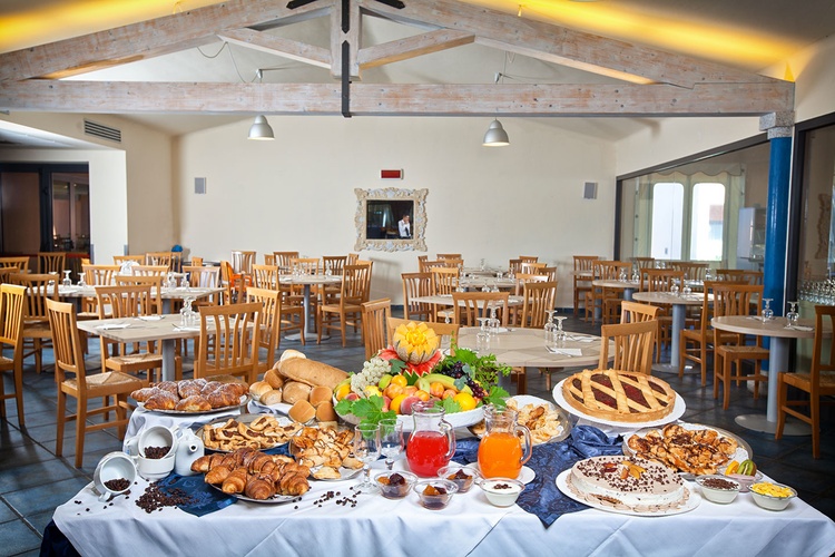 BAJA BIANCA HOTEL CLUB